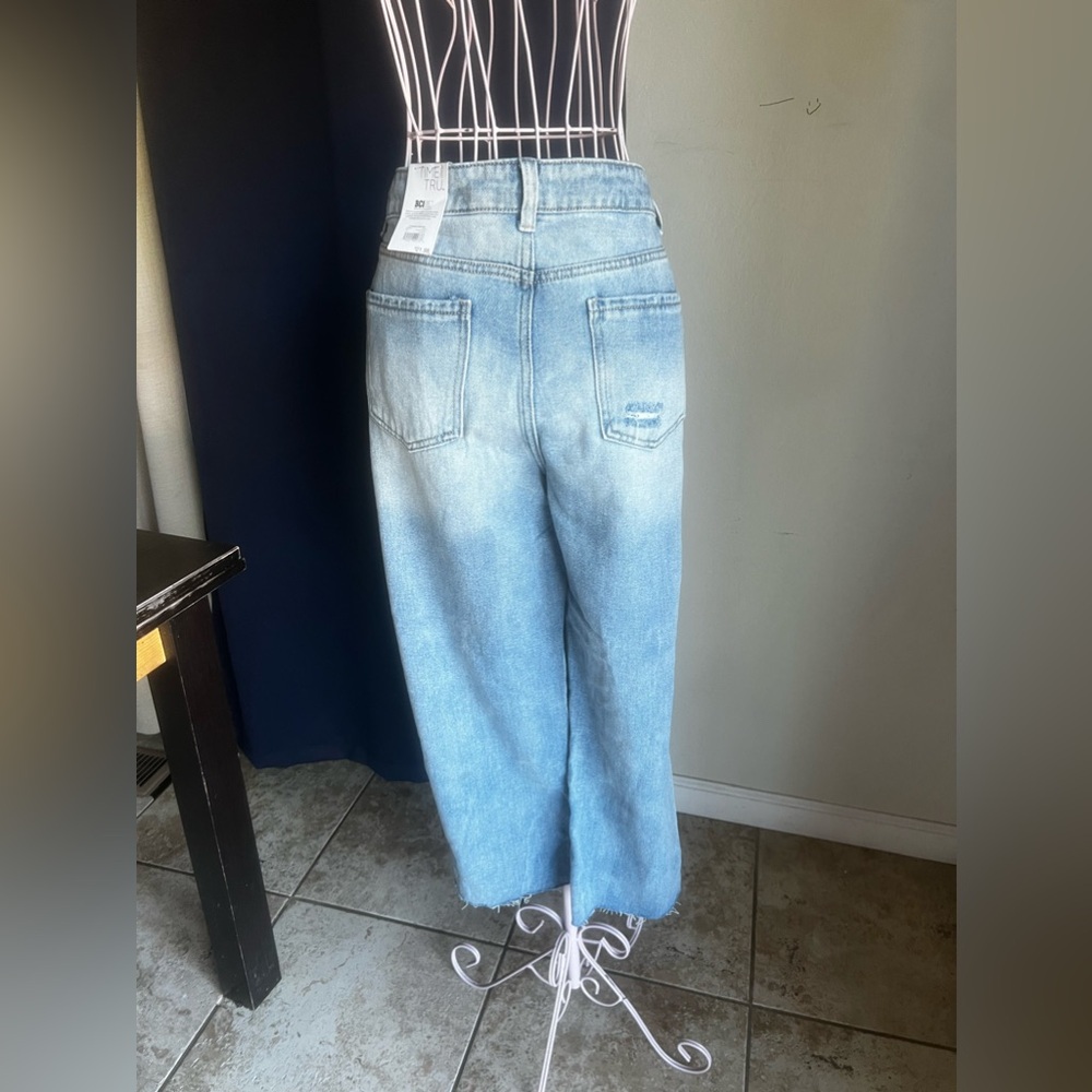 Jeans - Picture 3 of 7